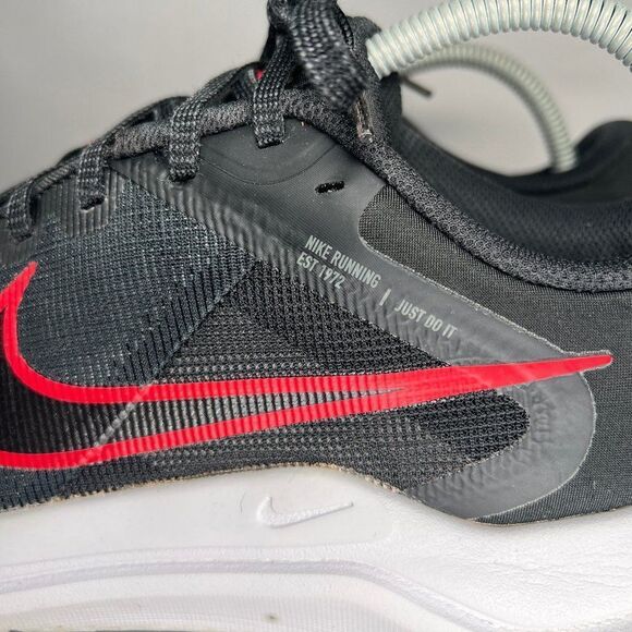 Nike Men's Size 10 Downshifter 12 Running‎ Shoes - Picture 6 of 13